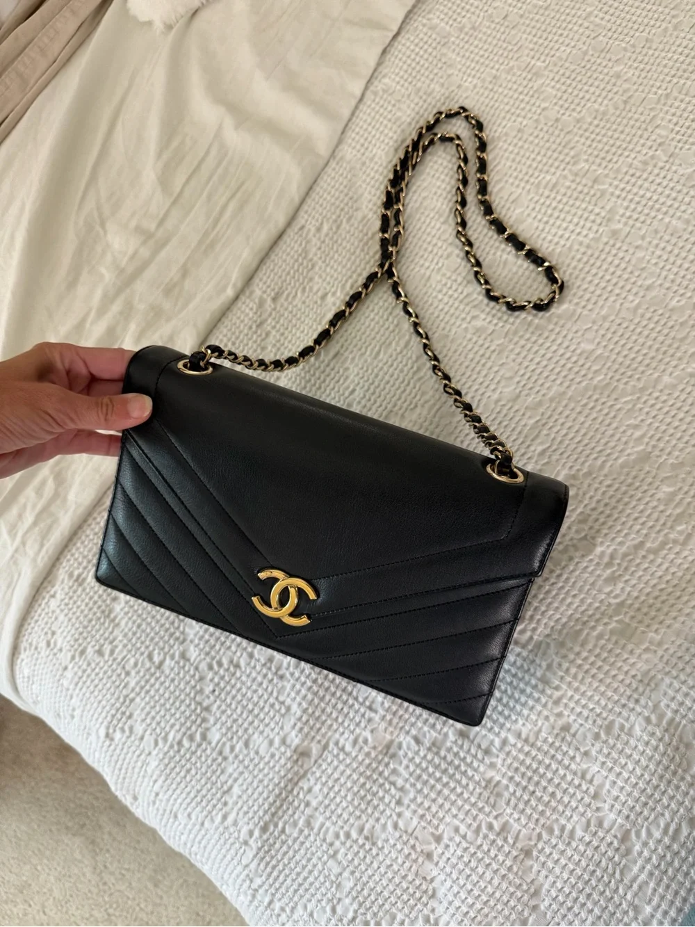 CHANEL COCO CHEVRON FLAP medium size black crossbody handbag purse